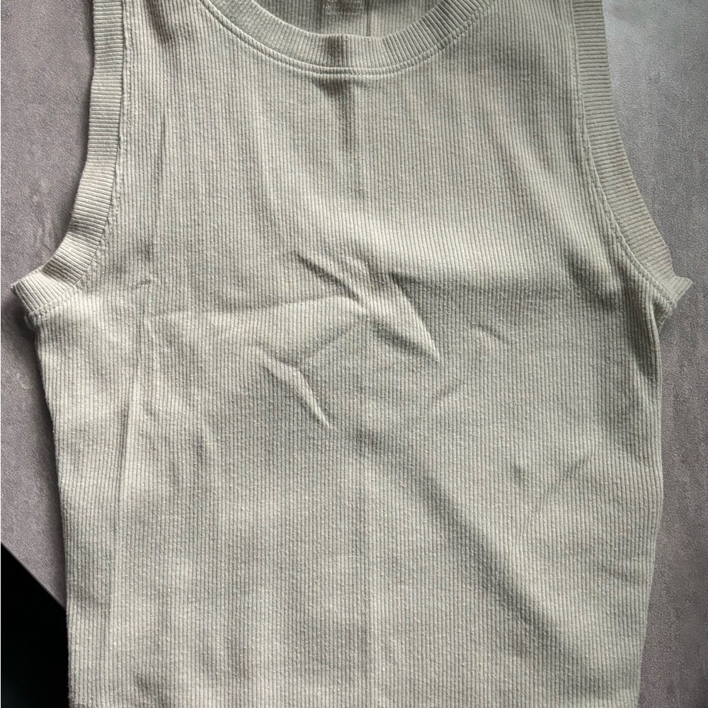 American Eagle Outfitters Ribbed Tank Top in Sage Green
